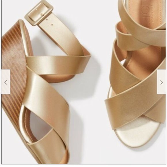 Ann Taylor Shoes - Loft by Ann Taylor | Gold CrissCross Wedge | 7.5